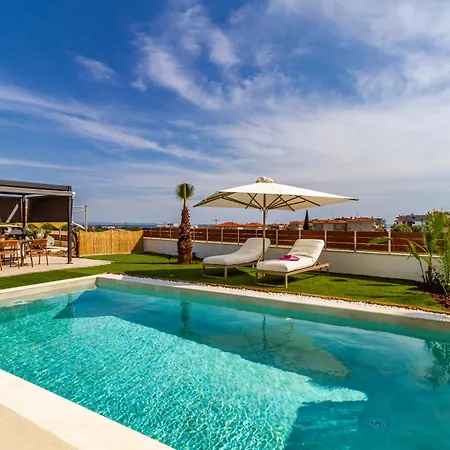 Anna Luxury By Rentalspro - Nea Halkidiki