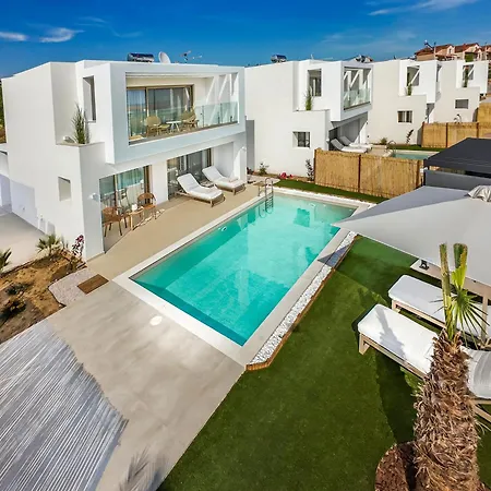 דירה Anna Luxury By Rentalspro - Nea Halkidiki פלוגיטה