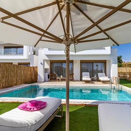 Anna Luxury By Rentalspro - Nea Halkidiki * פלוגיטה